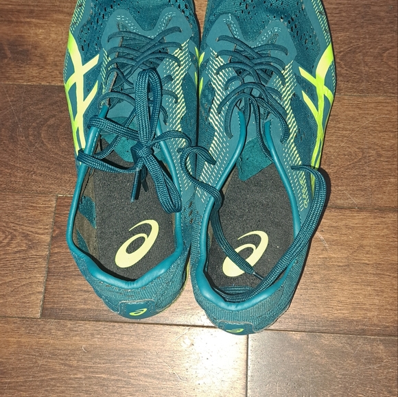 Spike running shoes - Picture 6 of 6